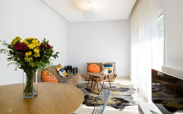 Relax & Sunny near Beach by FeelHome