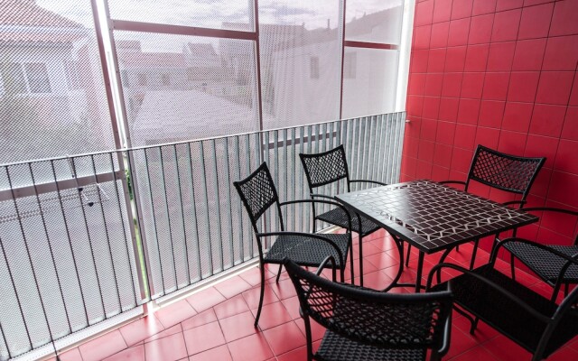 No5 Penthouse 2 Bedroom Apartment