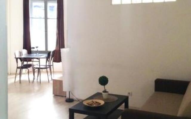 Zoom-Budapest Apartments