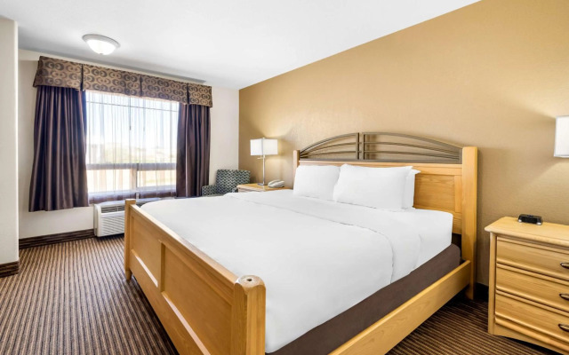 SureStay Plus Hotel by Best Western Drumheller