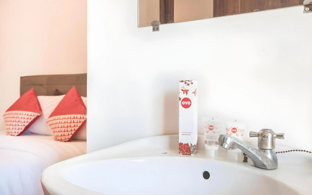 Super OYO 332 Residence G17 Kemang