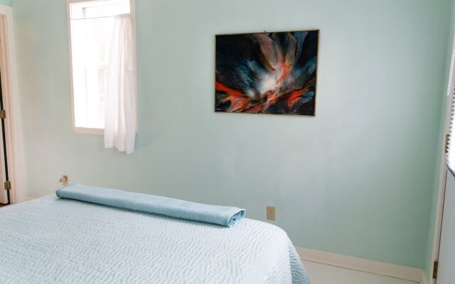 The Blue Room - Charming Studio, Great Location!  by RedAwning