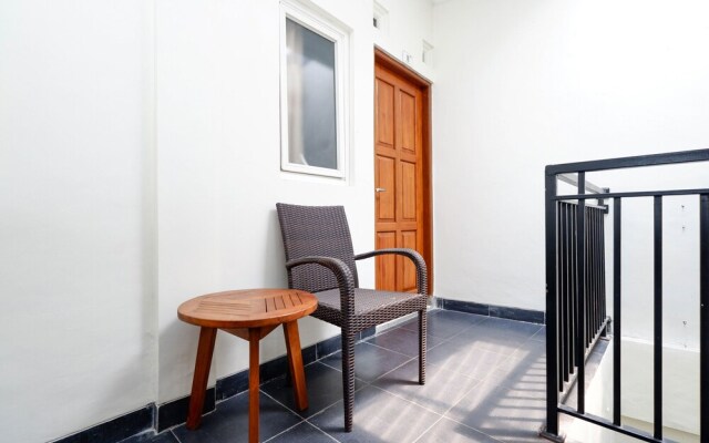 OYO 2428 Trision Hostel