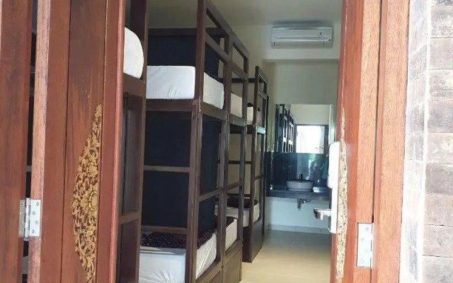 Gelatik B&B - Hostel