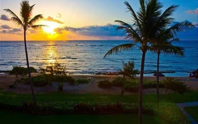 Hale Tiare 2 Bedroom Condo by RedAwning