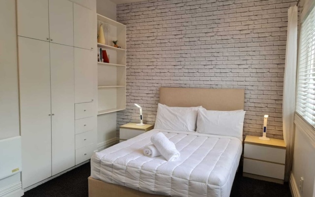 U Suites Hataitai - Gorgeous Classic Wellington Two Story Villa – Guest Rooms – Wellington