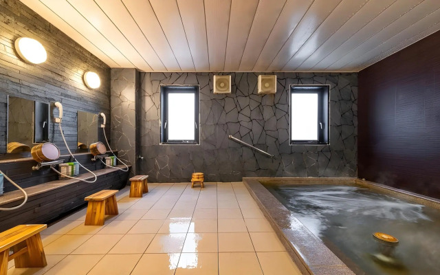 Super Hotel Mito Natural Onsen (Umesato no Yu)