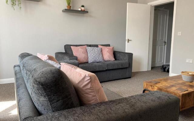 Blackpool Sleepover Apartment 2 Free Parking Sleeps 6