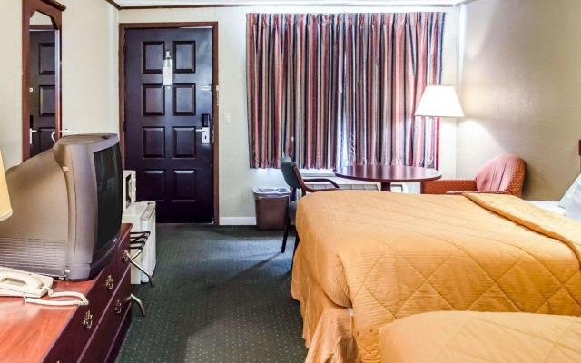 Rodeway Inn Carlisle North