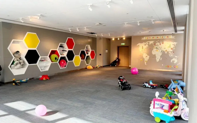 Luxury 2BR at Harbour Gate