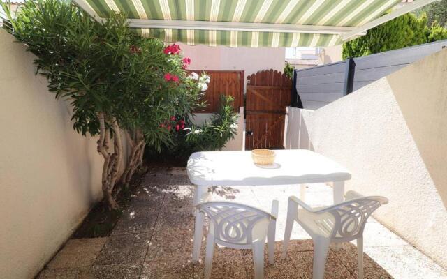 Appartement Le Grau-du-Roi, 2 pièces, 4 personnes - FR-1-307-204