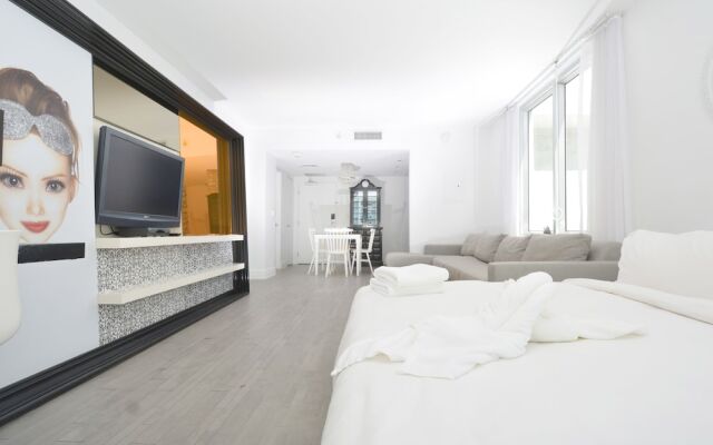 Miami World Rental - Mondrian 401