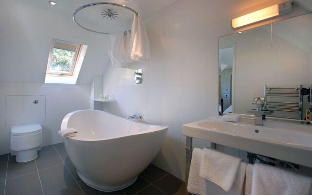 Crouchers Hotel