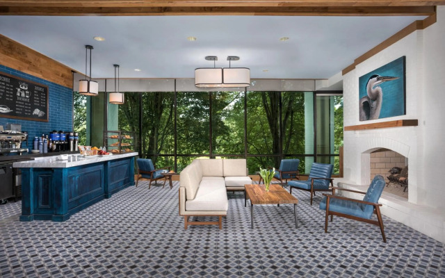 Merriweather Lakehouse, Autograph Collection