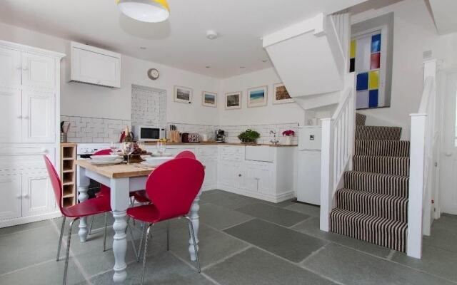 Kevrin Cottage