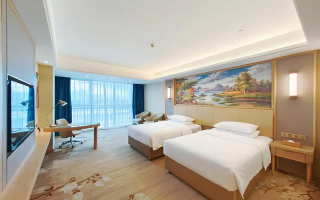 Yijia International Hotel