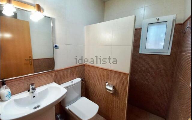 Casa ideal para familias con piscina y parque