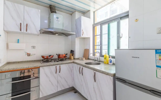 Locals Boutique Apartment Jida No.3