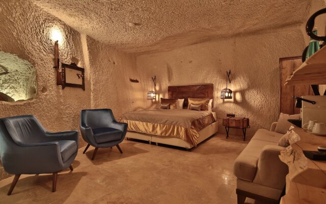 The Owl Cave Hotel