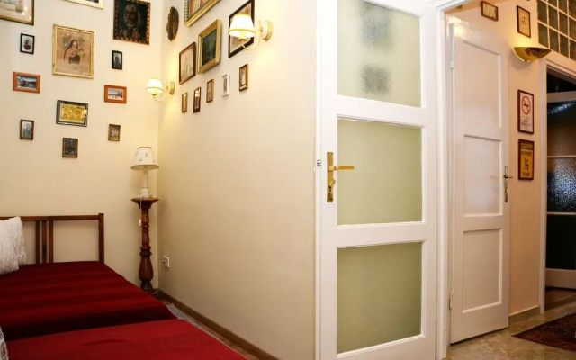 Rakoczi Boulevard Apartments