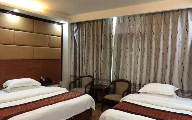 Puqian Business Hotel