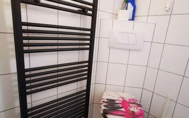 Ulm 2-room Apartment Near University & City Centre
