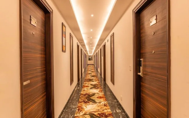 Divine Clarks Inn Suites