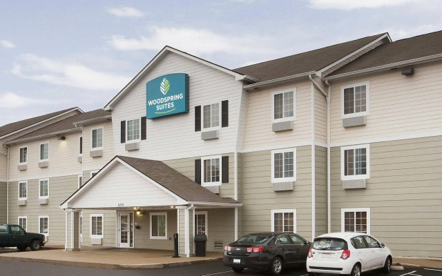 WoodSpring Suites Cincinnati Fairfield