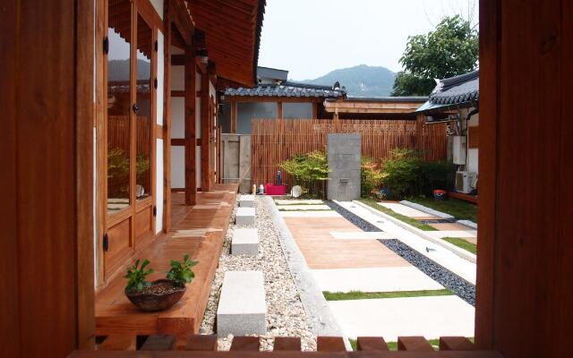 Sarangroo