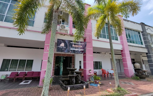 M Motel Meru
