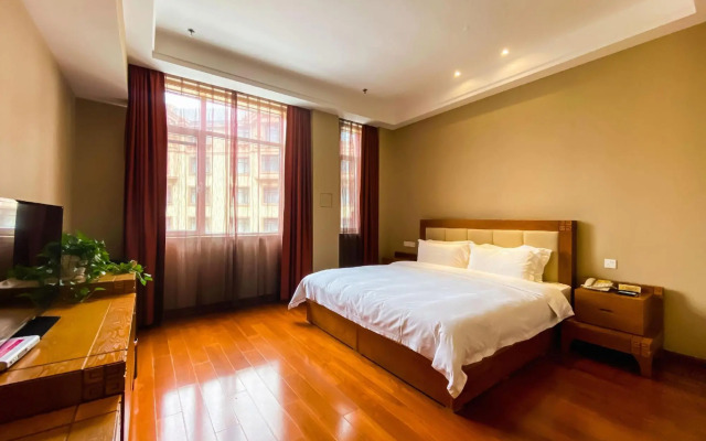 Huaximu Hot Spring Hotel