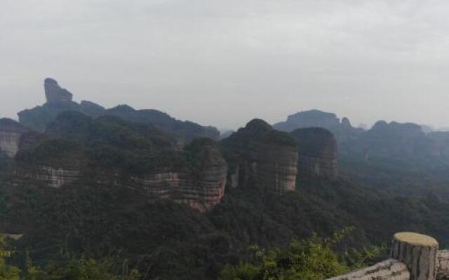 Danxiashan QQ Hostel