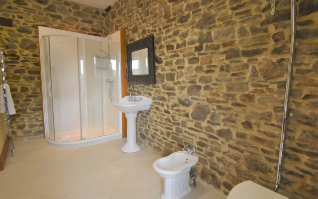 Stunning 6-bed House With Huge Garden on Dartmoor