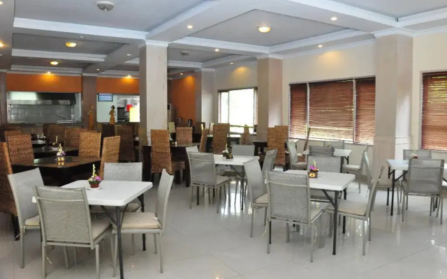 Puri Saron Hotel Denpasar