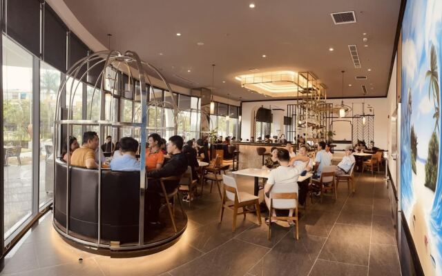 Newcc Hotel & Serviced Apartment