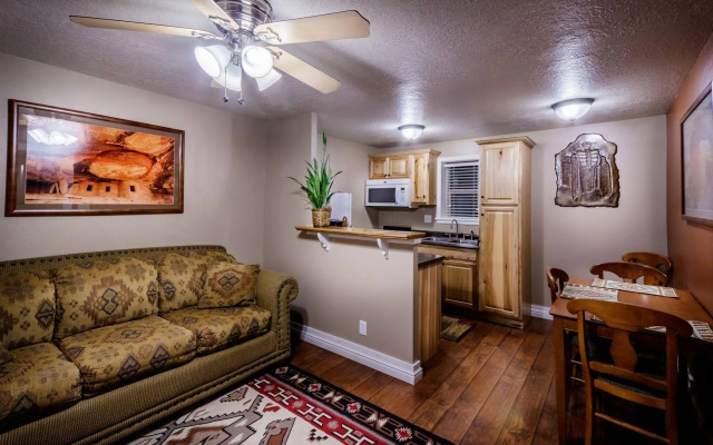 Stone Lizard Lodging