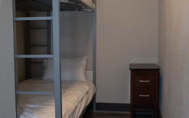 Americas Best Value Inn - Detroit/Dearborn