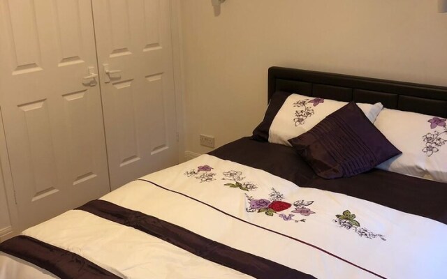Oaklawn Serviced Apartments
