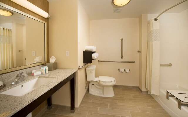 Hampton Inn & Suites Baltimore/Woodlawn
