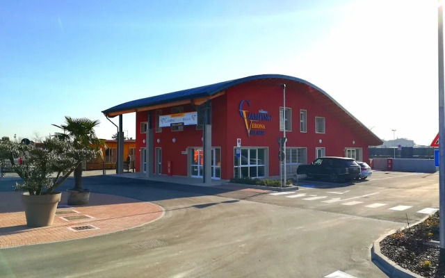 Camping Verona Village