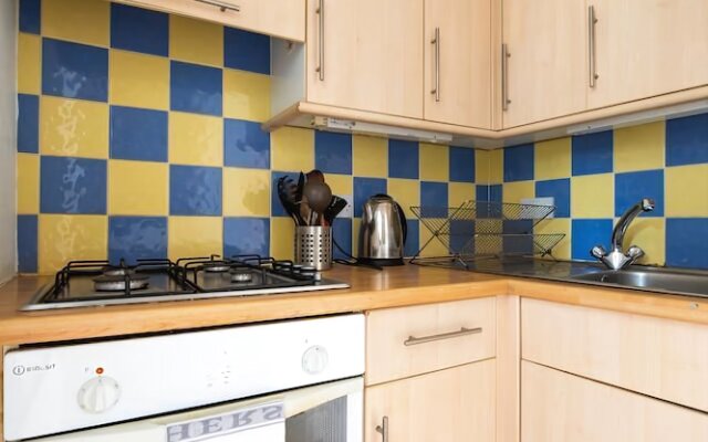 Victorian Apartment in Lively Marchmont