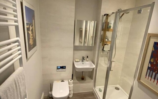 New Canal-side Apartment With Private Terrace!