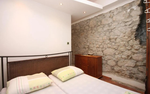Studio Gradac 6661a