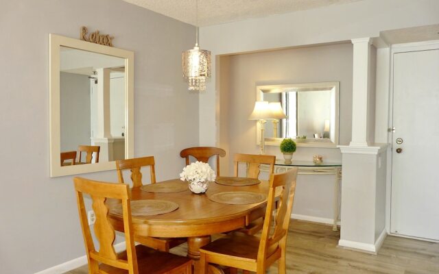 South Seas Tower 4-309