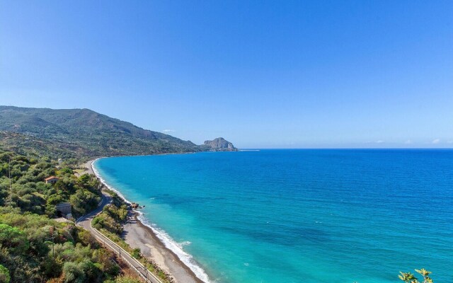 Amazing Apartment in Collesano With Wifi