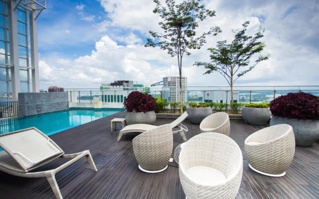 Cozy contemporary homestay @ Suasana suites