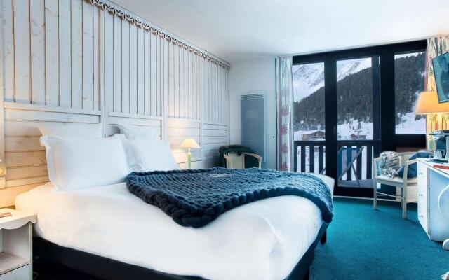 Lake Hotel Courchevel 1850