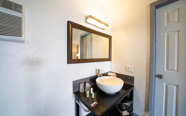 OYO Hotel Ocala FL I-75