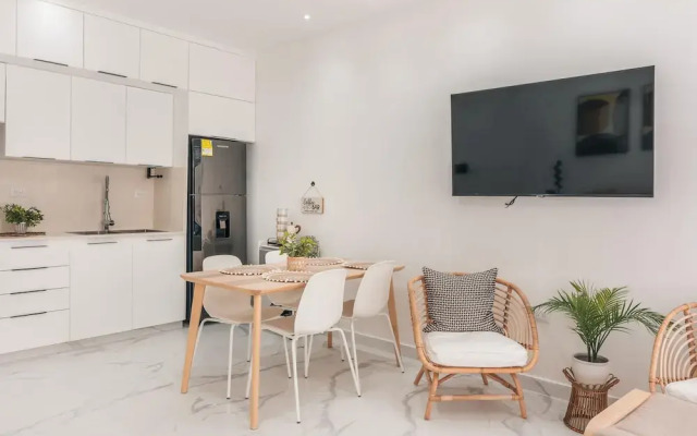 Serene and Modern Apartment w Pool in Cap Cana
