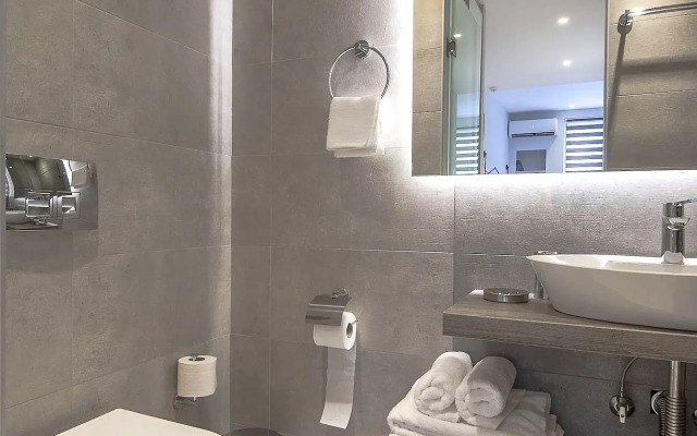 Acropolis Stay